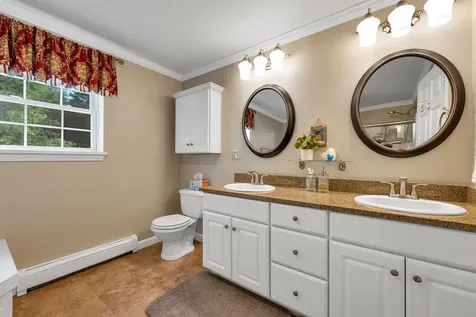 31 Pine Mill Drive Tuftonboro NH 03816