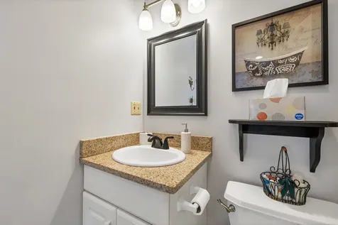 31 Pine Mill Drive Tuftonboro NH 03816