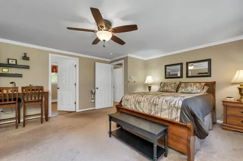 31 Pine Mill Drive Tuftonboro NH 03816