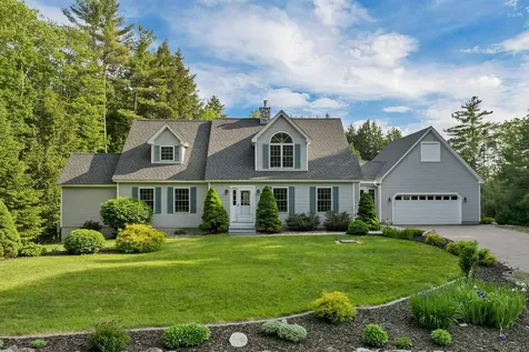 31 Pine Mill Drive Tuftonboro NH 03816
