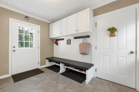 31 Pine Mill Drive Tuftonboro NH 03816