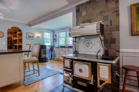 33 Roberts Road Eaton NH 03832