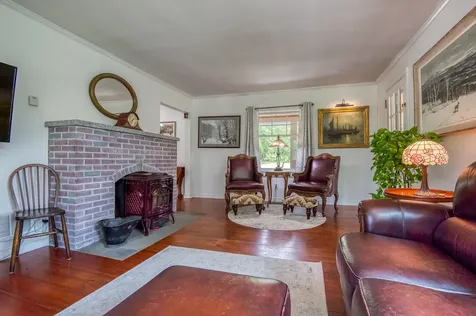 33 Roberts Road Eaton NH 03832