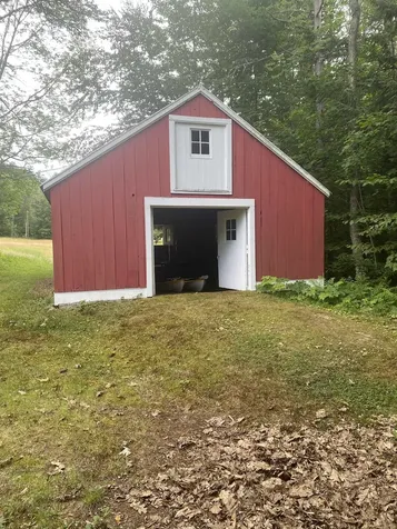 33 Roberts Road Eaton NH 03832