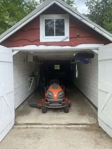 33 Roberts Road Eaton NH 03832