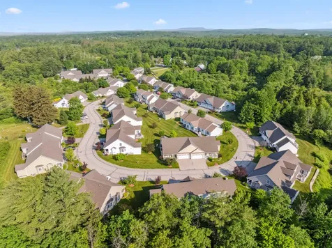 67 Leddy Drive Epping NH 03042