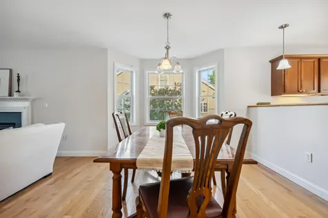 67 Leddy Drive Epping NH 03042