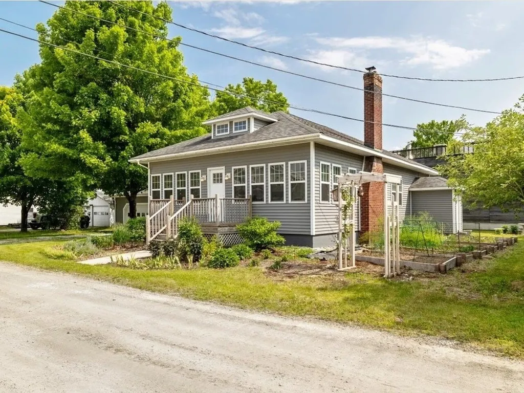 16 Depot Street Enosburg VT 05450