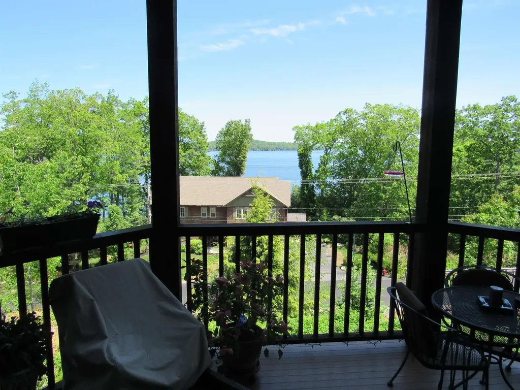 616 Scenic Road Laconia NH 03246