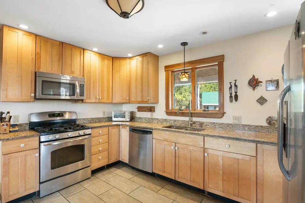 266 Ursa Ridge Road Brattleboro VT 05301