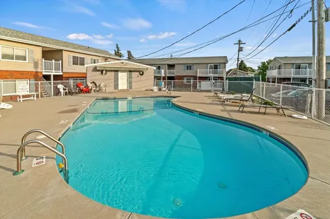 68 Kings Highway Hampton NH 03842