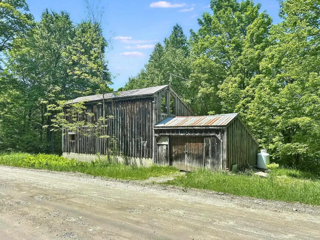 2625 Barton Road Albany VT 05875