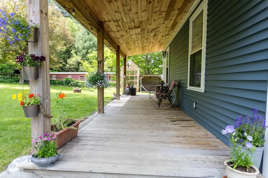 3358 Cochran Road Richmond VT 05477