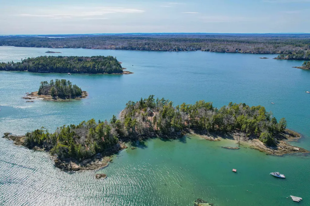 3 Ben Island Harpswell ME 04079