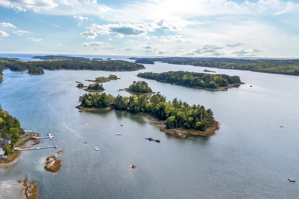 3 Ben Island Harpswell ME 04079
