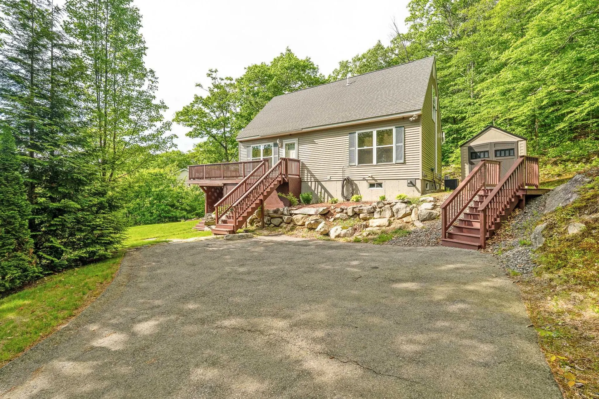 19 Wendy Drive Alton NH 03810