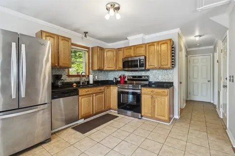 19 Wendy Drive Alton NH 03810