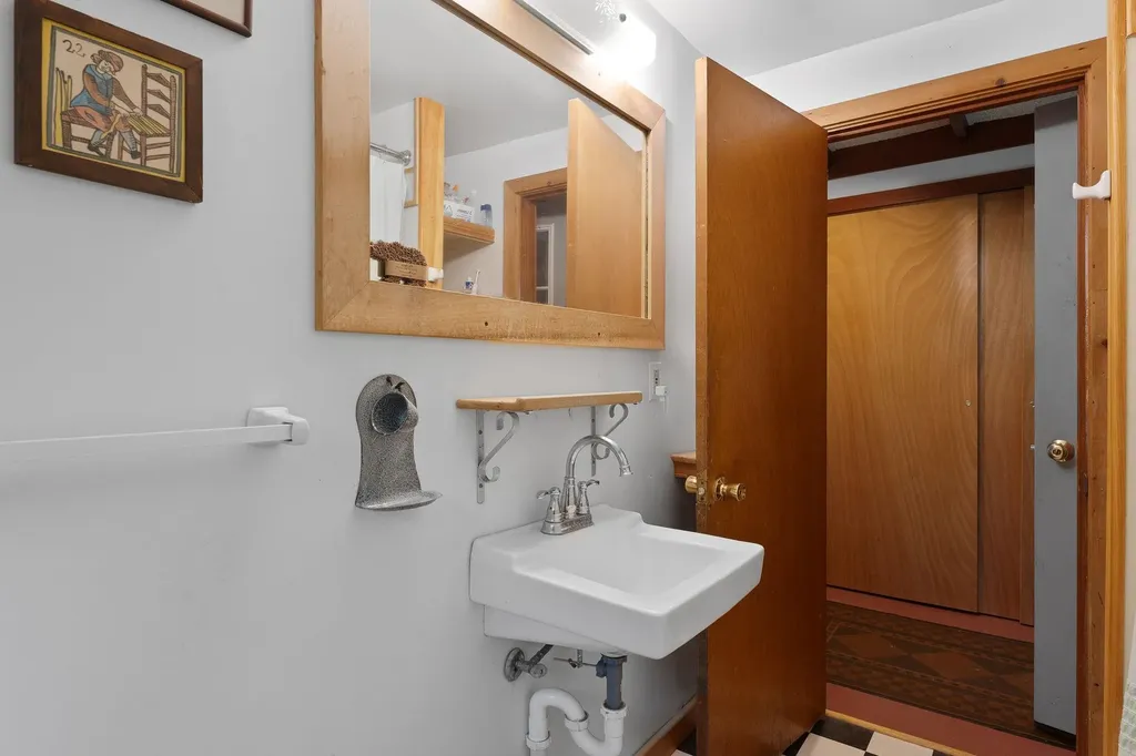 1371 Campbell Road Bethel VT 05032