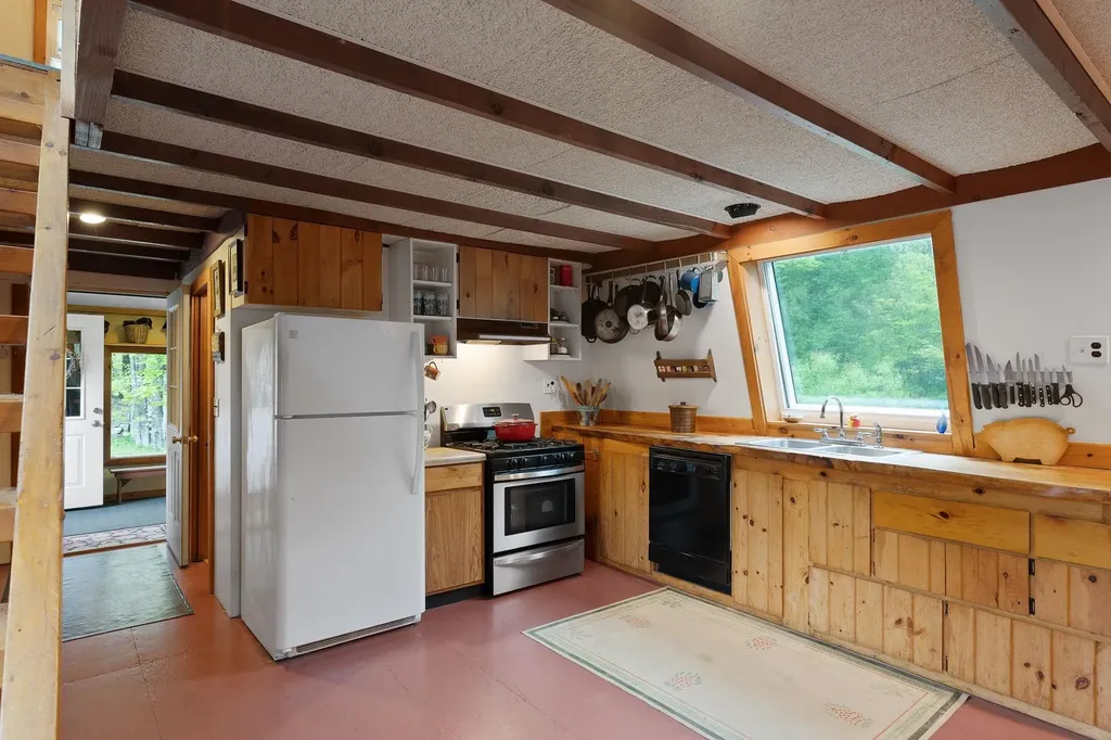 1371 Campbell Road Bethel VT 05032