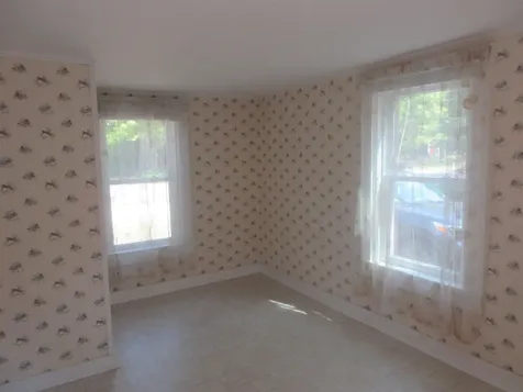 5 Contoocook Falls Road Hillsborough NH 03244