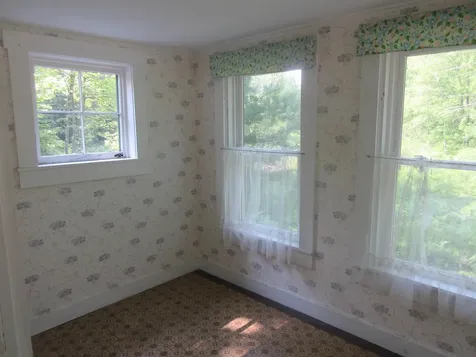 5 Contoocook Falls Road Hillsborough NH 03244