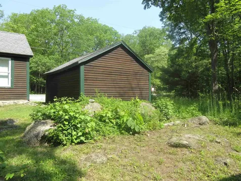 5 Contoocook Falls Road Hillsborough NH 03244