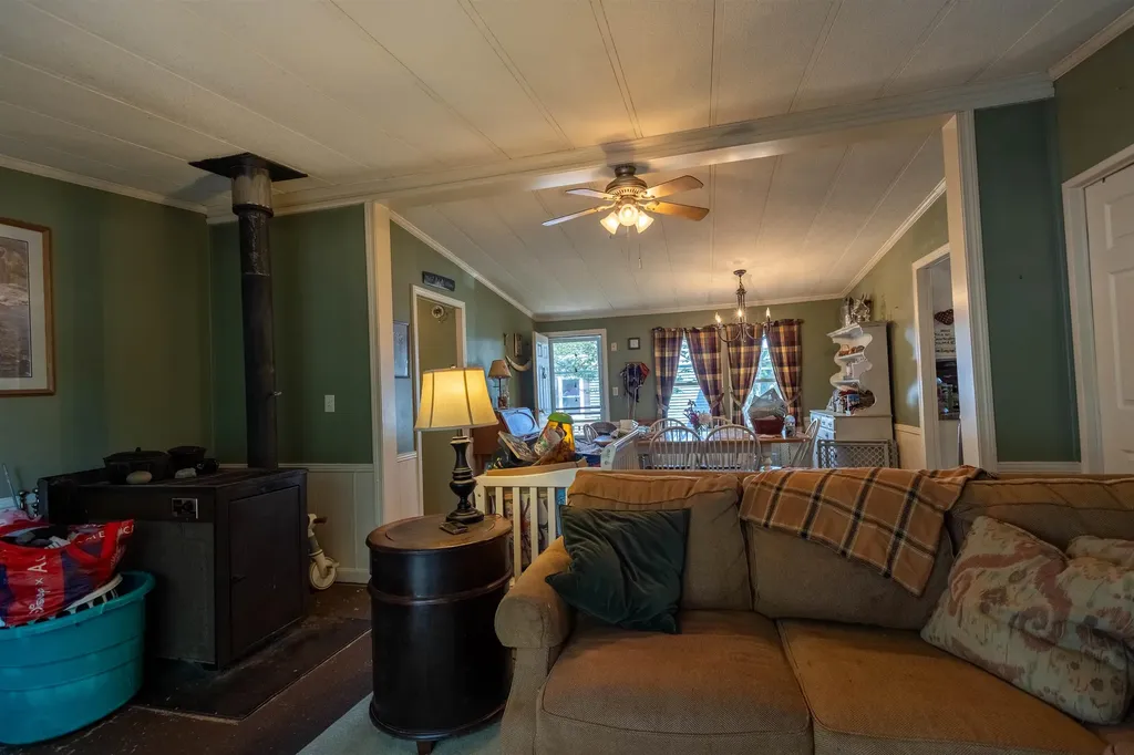 11 Puritan Lane Ossipee NH 03814-6846