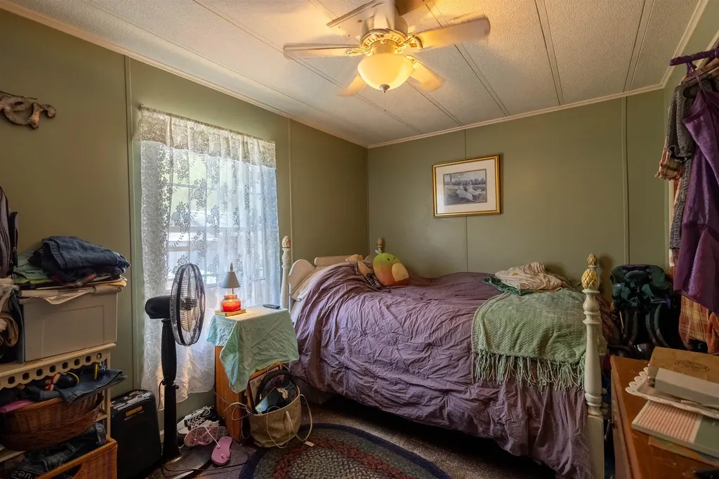 11 Puritan Lane Ossipee NH 03814-6846