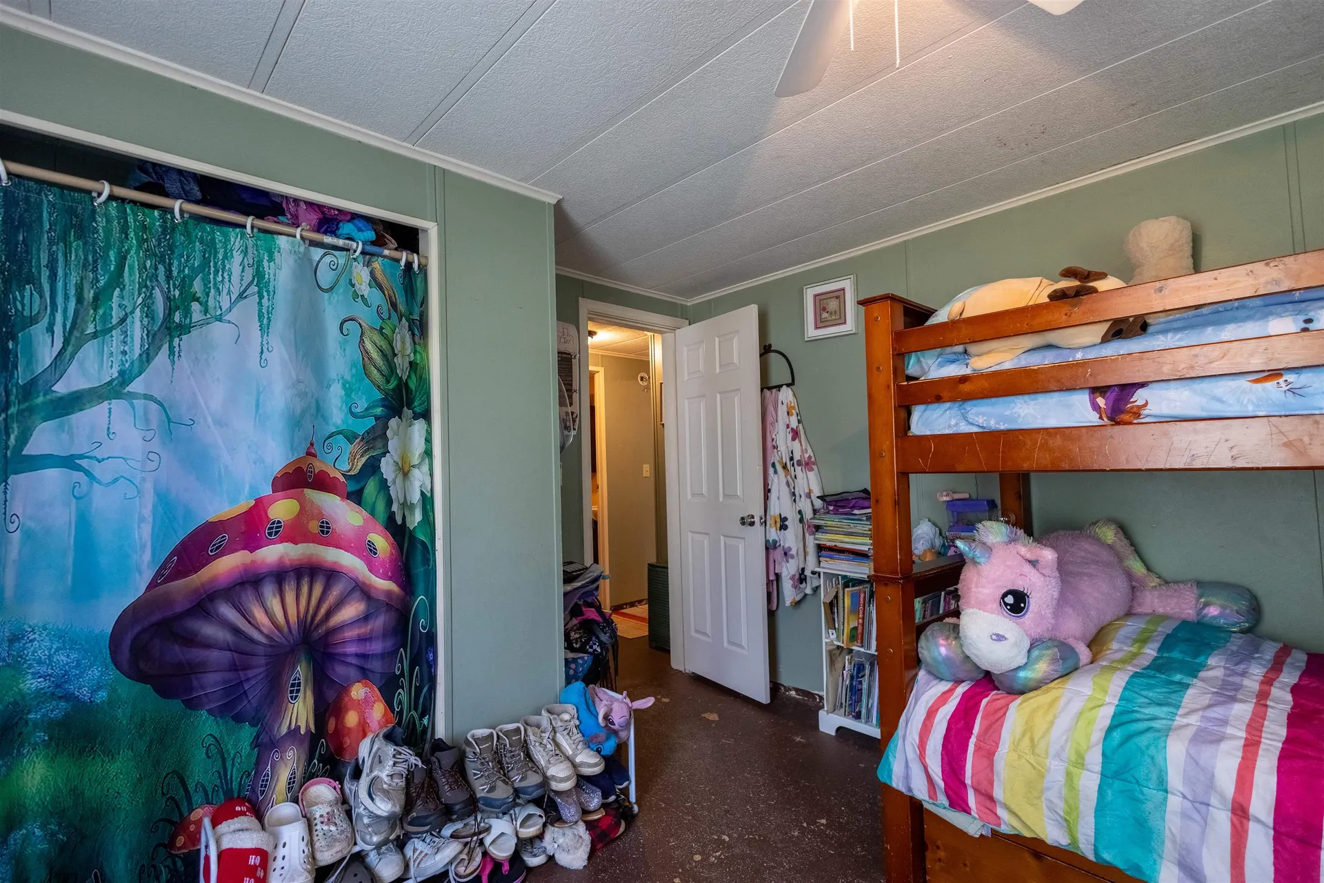 11 Puritan Lane Ossipee NH 03814-6846