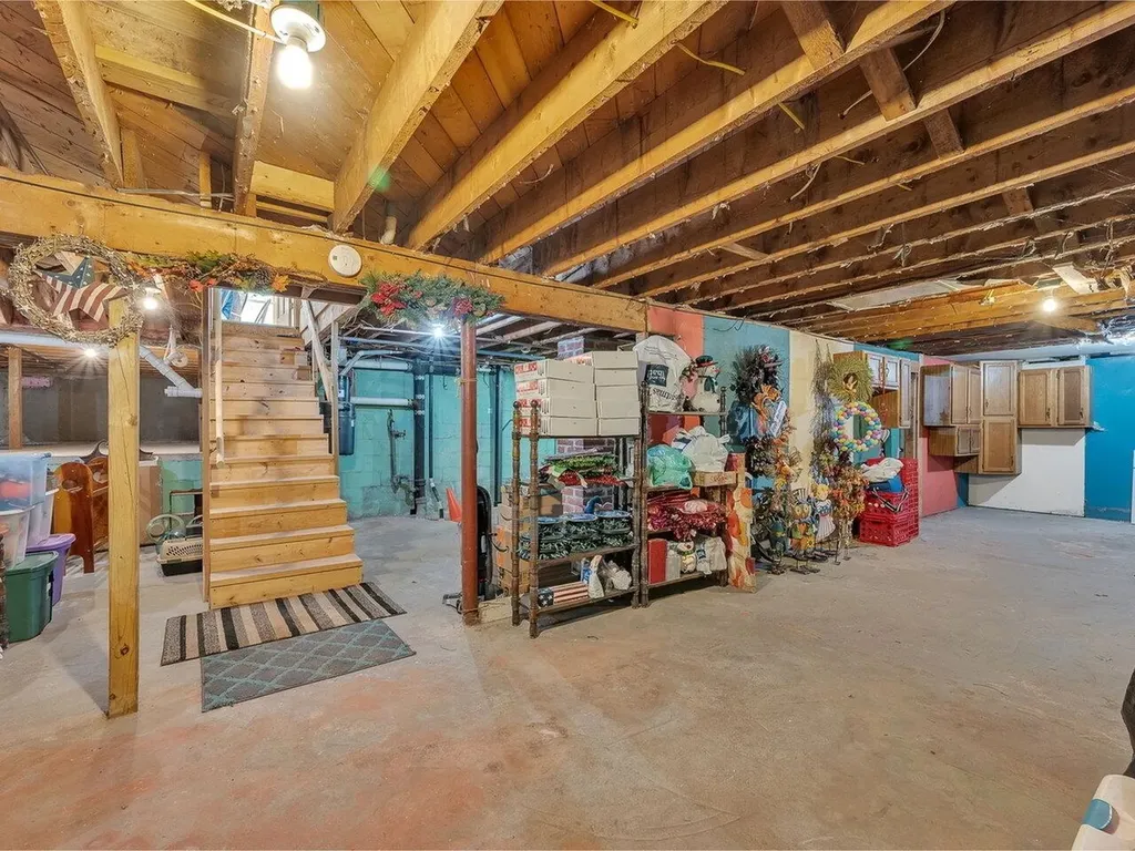 32 South Summit Street Essex Junction VT 05452