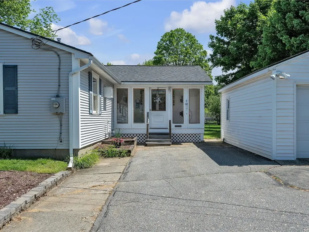 32 South Summit Street Essex Junction VT 05452