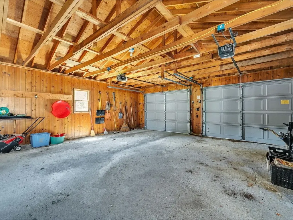 32 South Summit Street Essex Junction VT 05452