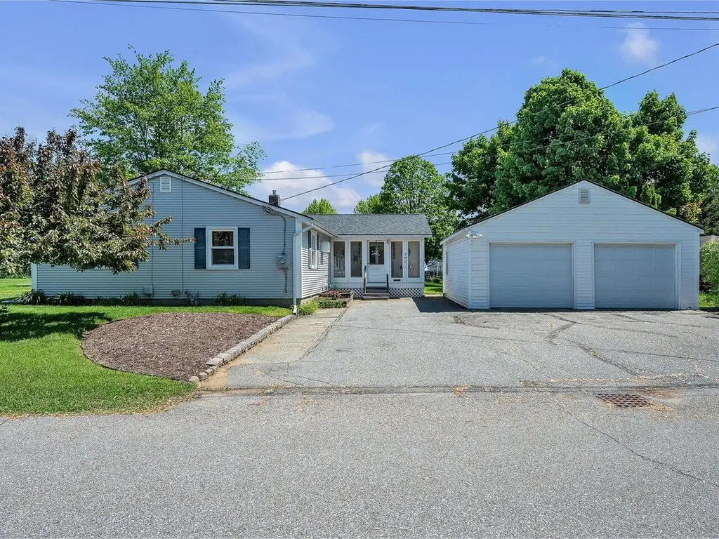 32 South Summit Street Essex Junction VT 05452