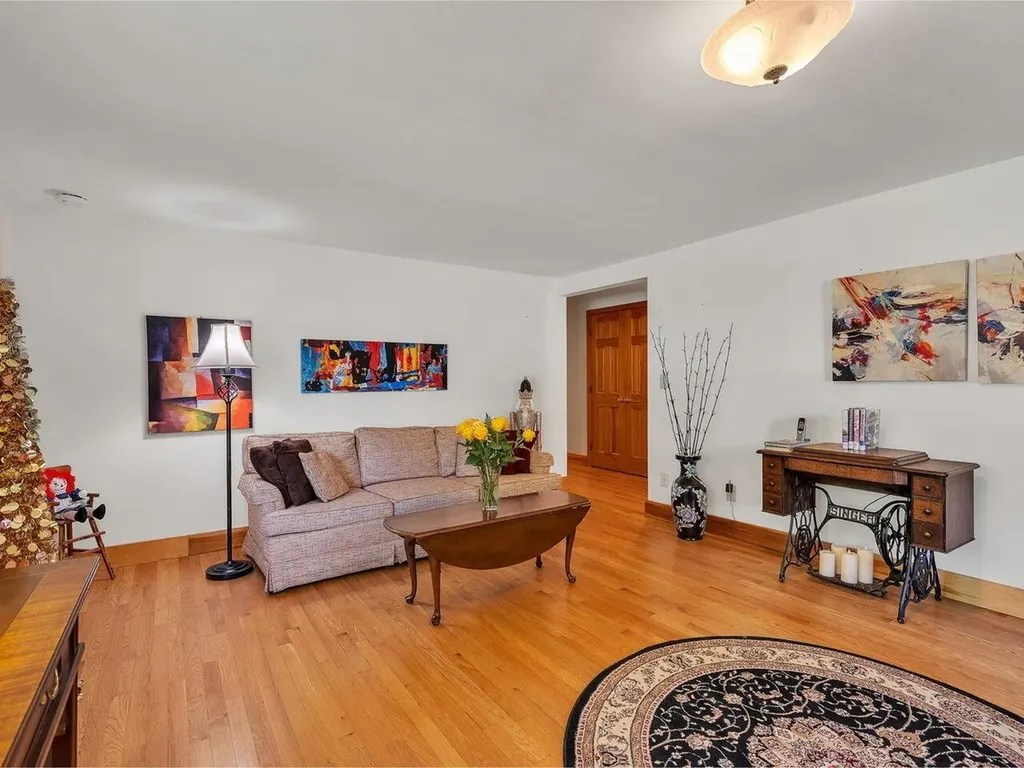 32 South Summit Street Essex Junction VT 05452