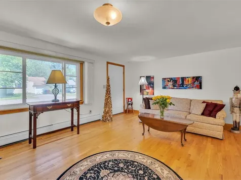 32 South Summit Street Essex Junction VT 05452