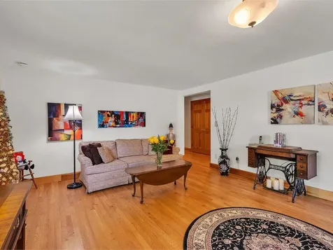 32 South Summit Street Essex Junction VT 05452