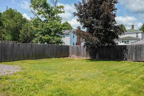 12 Fairview Street Goffstown NH 03102