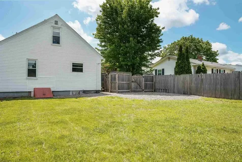 12 Fairview Street Goffstown NH 03102