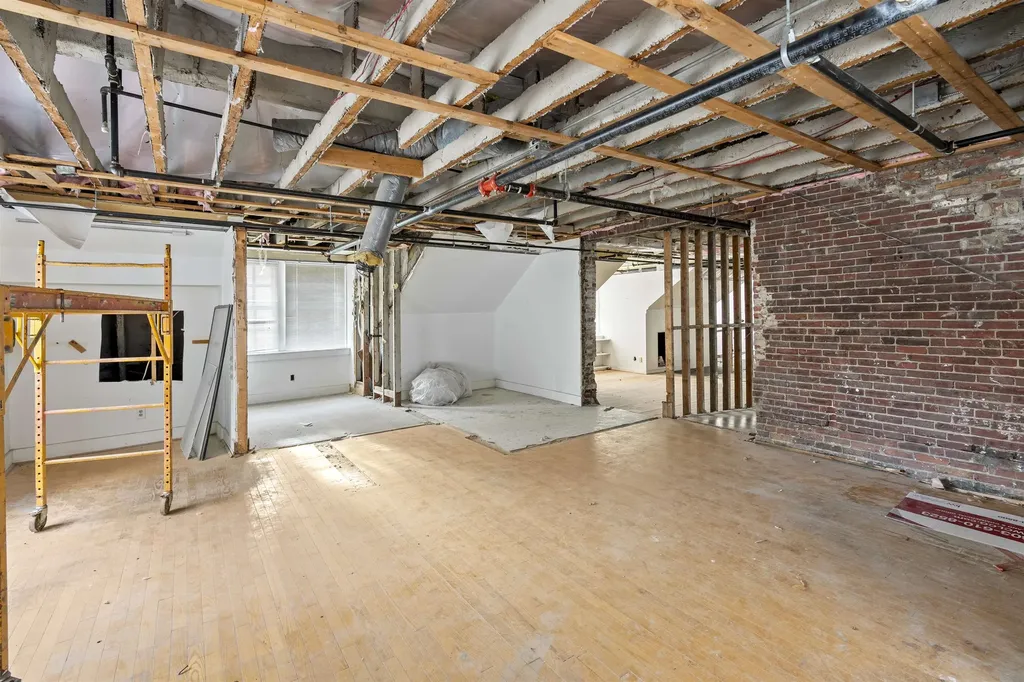 172 Hanover Street Portsmouth NH 03801