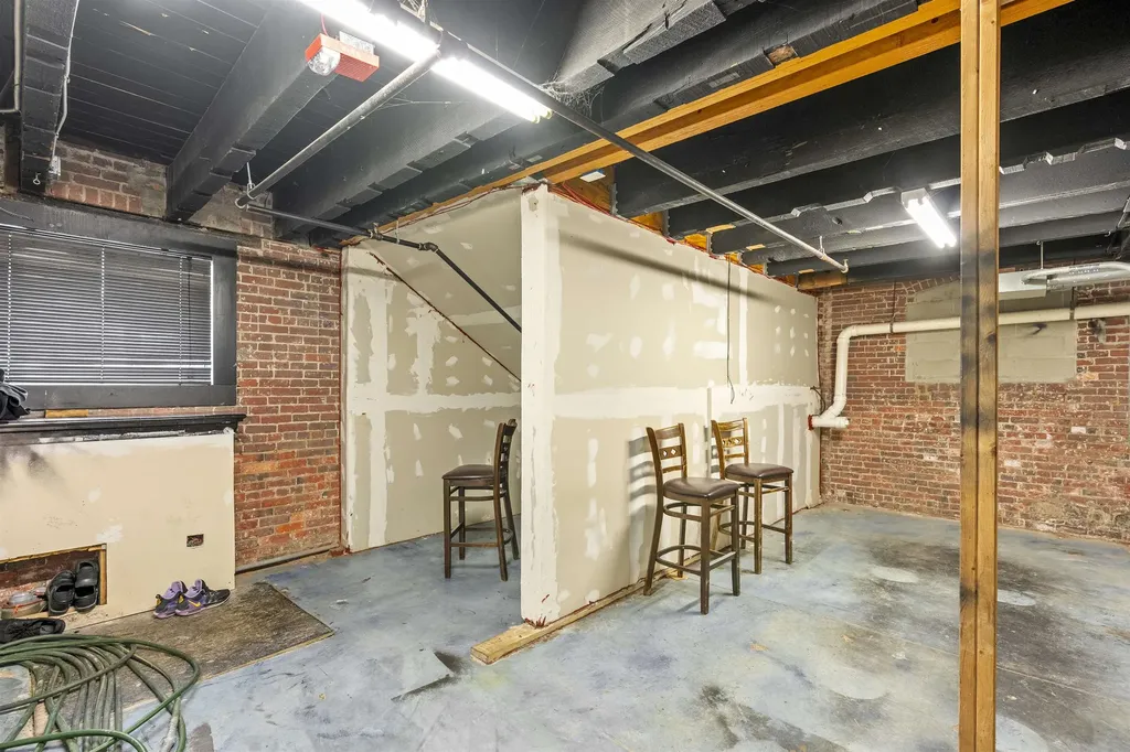 172 Hanover Street Portsmouth NH 03801