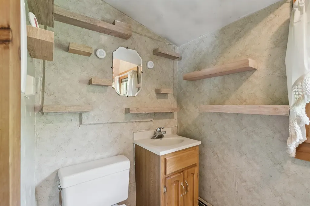 303 Vt Route 110 Chelsea VT 05038