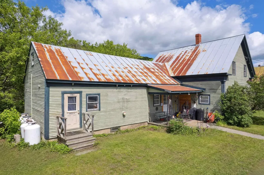 303 Vt Route 110 Chelsea VT 05038