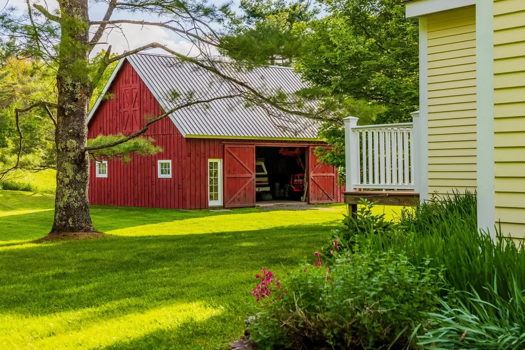 1873 North Road Barnard VT 05031