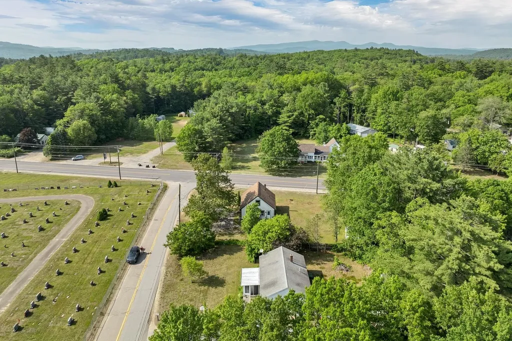 13 Lawndale Avenue Franklin NH 03235