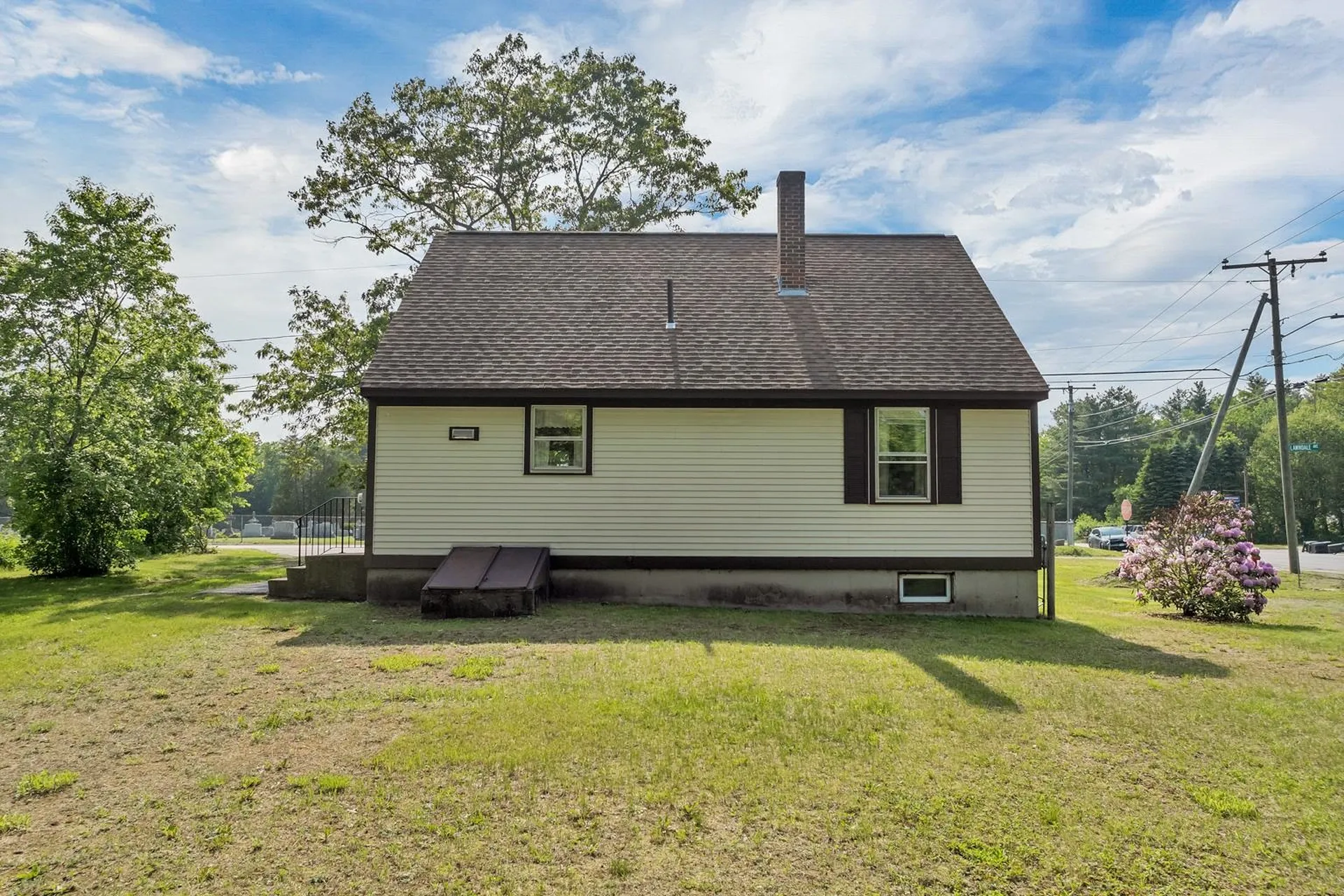 13 Lawndale Avenue Franklin NH 03235
