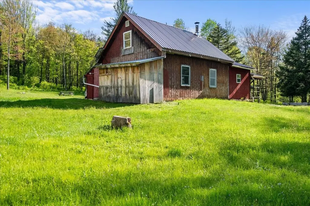 4106 Hill West Road Montgomery VT 05471