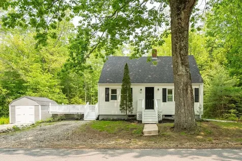 99 Stage Road Nottingham NH 03290