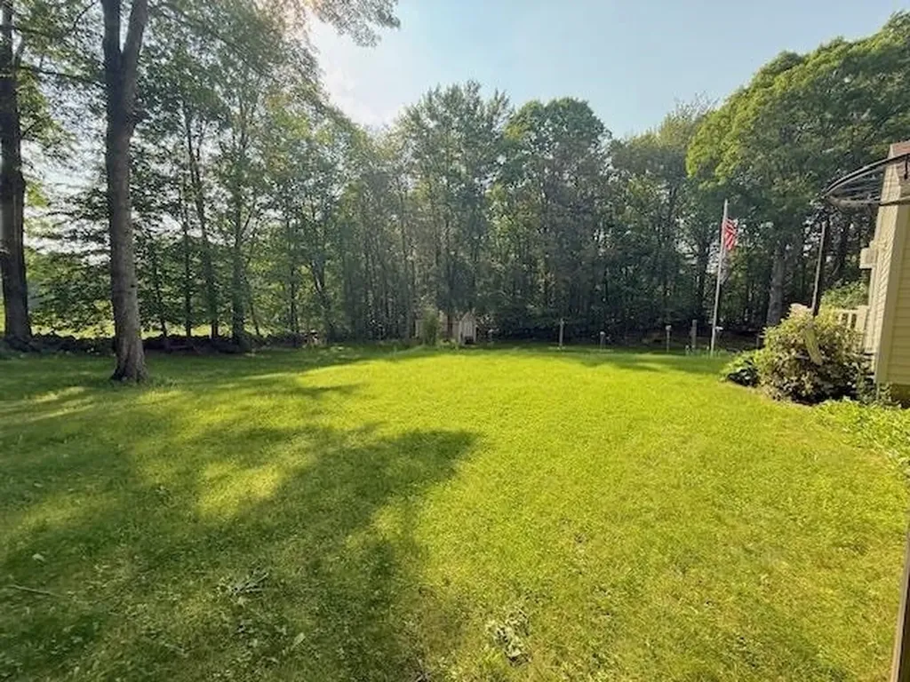 19 Darby Lane Rochester NH 03867