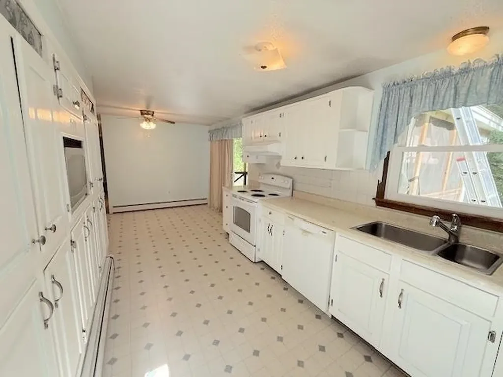 19 Darby Lane Rochester NH 03867