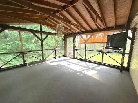 19 Darby Lane Rochester NH 03867